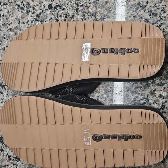 Cobian Men’s Comfort Flip Flops Sandals Black Endless Comfort New - Picture 5 of 5